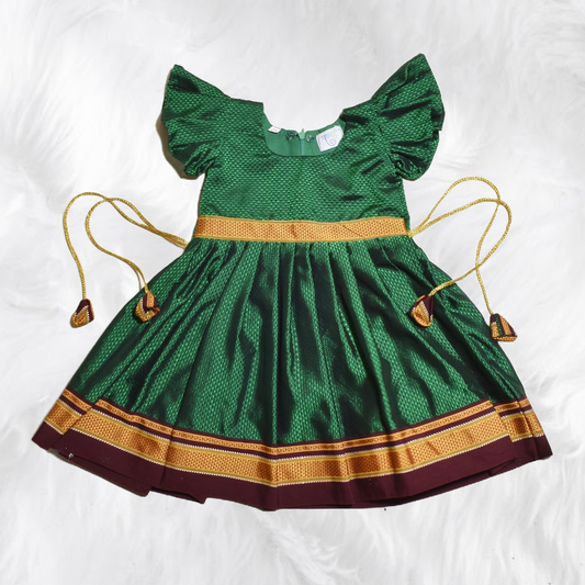 ethnic frock baby photoshoot