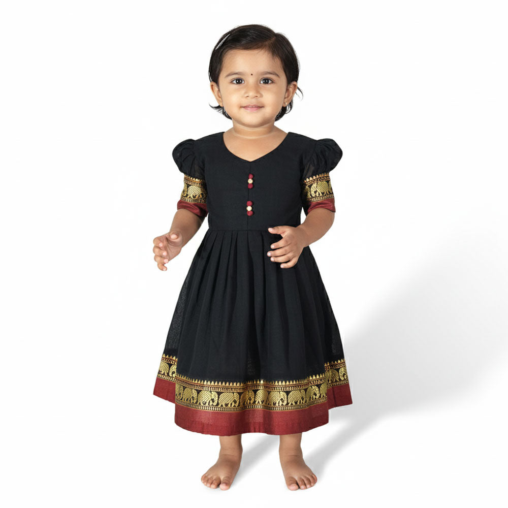 Narayanpeth Mother Daughter Dress – Perfect for Traditional Matching Outfits