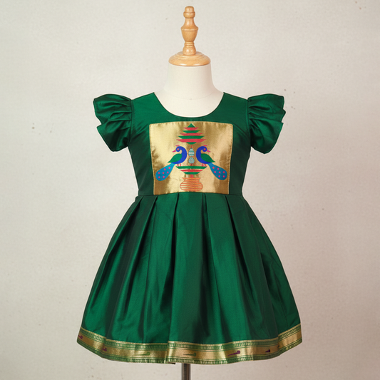 Marathi traditional paithani dress for kids