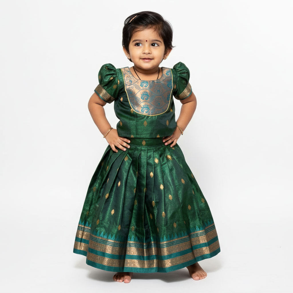 Parkar Polka - Vibrant Duo for Your Little One