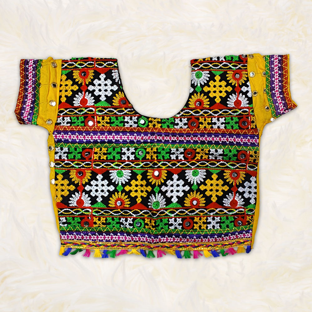 Yellow Navratri Dress – Mirror Pattern Garba Costume for Festivals