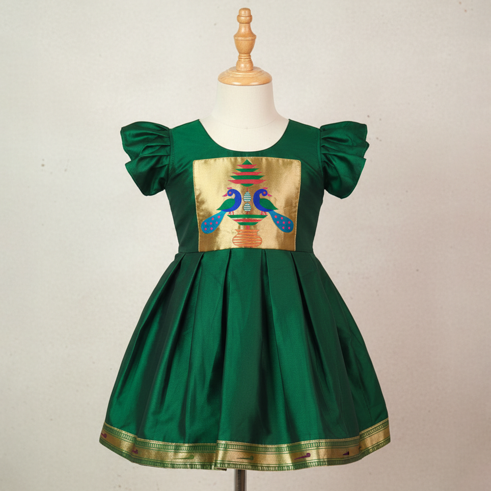 Marathi traditional paithani dress for kids