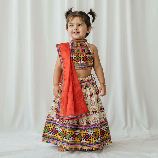 White Patola Style Garba Costume for Girls – Traditional Navratri Dress